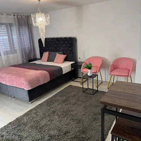 Apartment 1 In Ruhiger Lage In Langen